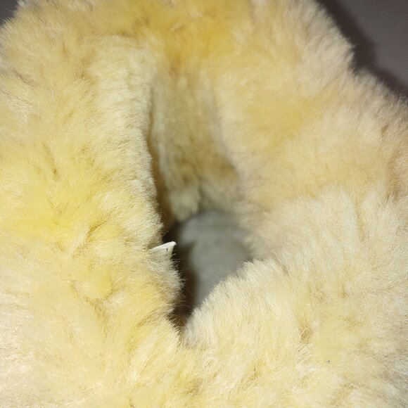 Cozy Steps Genuine Sheepskin 2 Side Buttons Booties Size 8 Brown/Cream - Picture 5 of 10